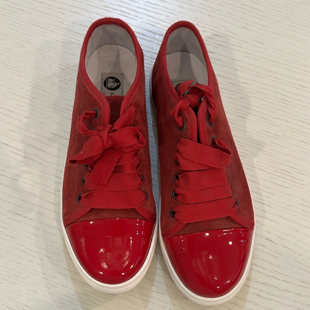 Lancin red sneakers